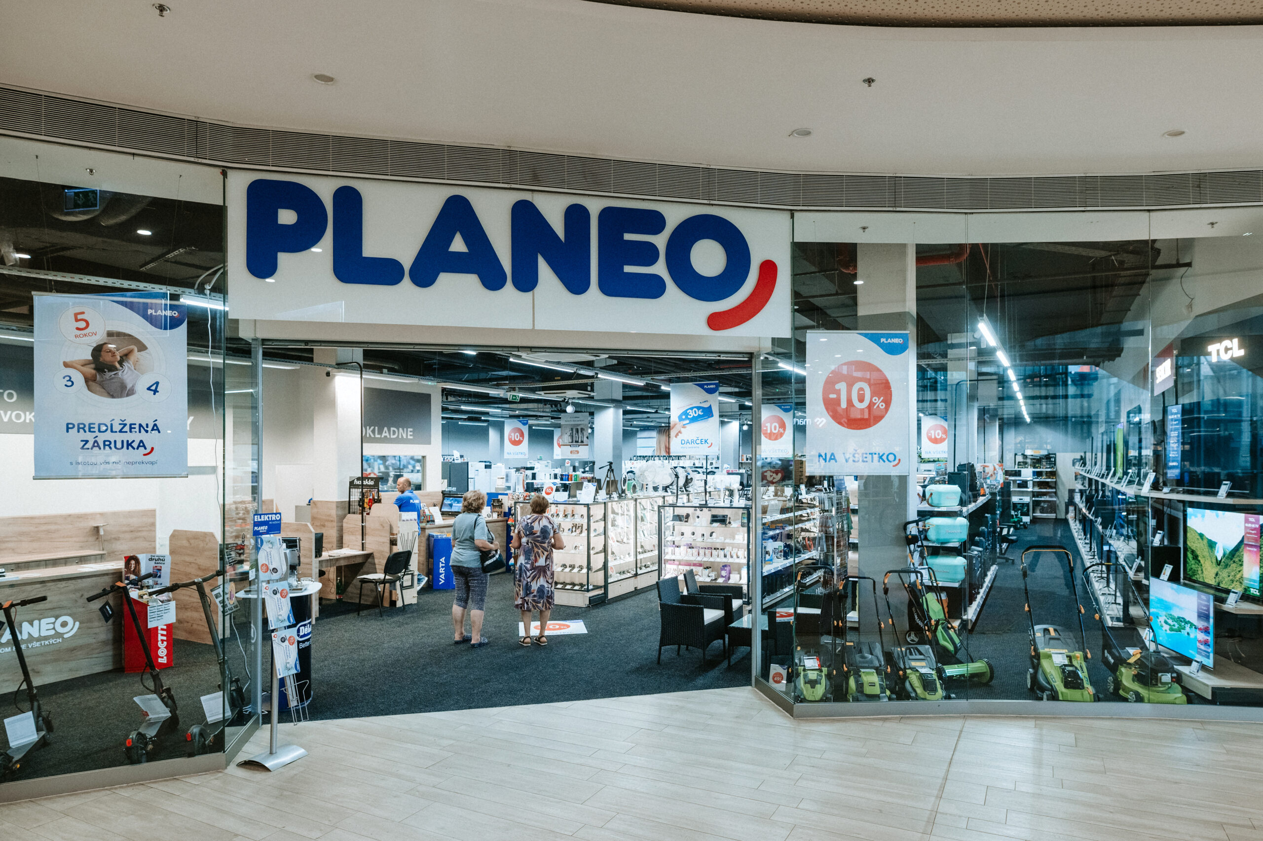 vstup do predajne planeo