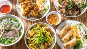 BẾP VIỆT - Vietnamské bistro a sushi